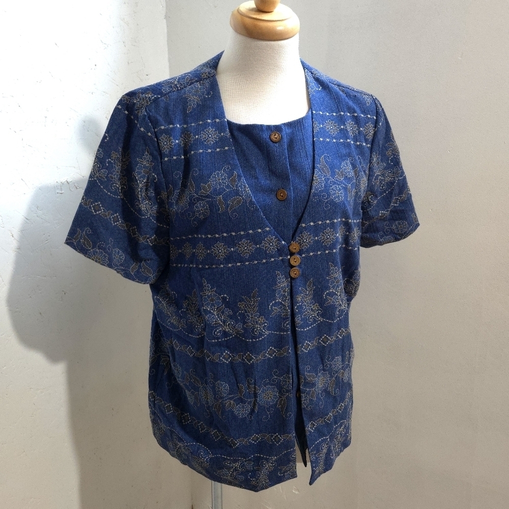 Alfred Dunner| petite Blue Denim Color Women's Floral Button Up Blouse